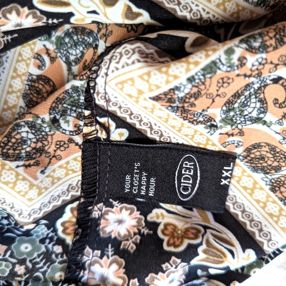 Cider XXL floral dress - Picture 3 of 3